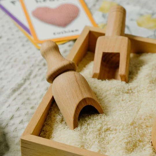 Sensory Wooden Bin Tools with Montessori Tray (7 Pcs) - Image 7