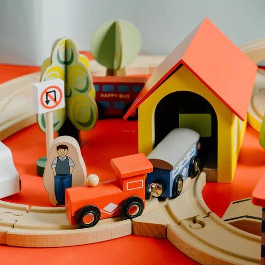 Train Track Toy Set with Vehicles (69 Pcs) - Image 6